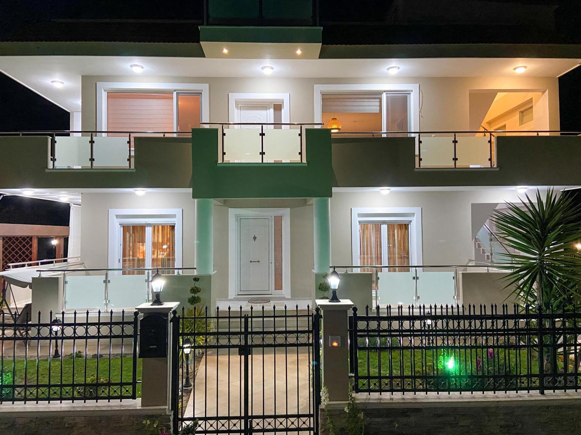 Simplycity Homestay Apartment 1 Kremasti  Ngoại thất bức ảnh